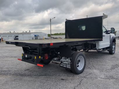 New 2025 Ford F550 2WD Regular Cab Super Duty w/ XL Chrome Package