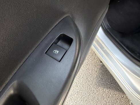 Used 2020 Chevrolet Spark LT FWD image 12
