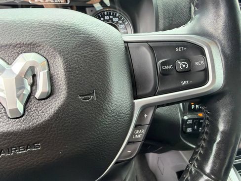 Used 2020 RAM 1500 Big Horn AWD/4WD image 18