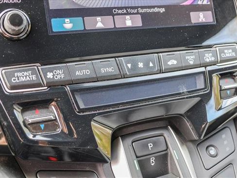 Used 2022 Honda Odyssey EX image 19