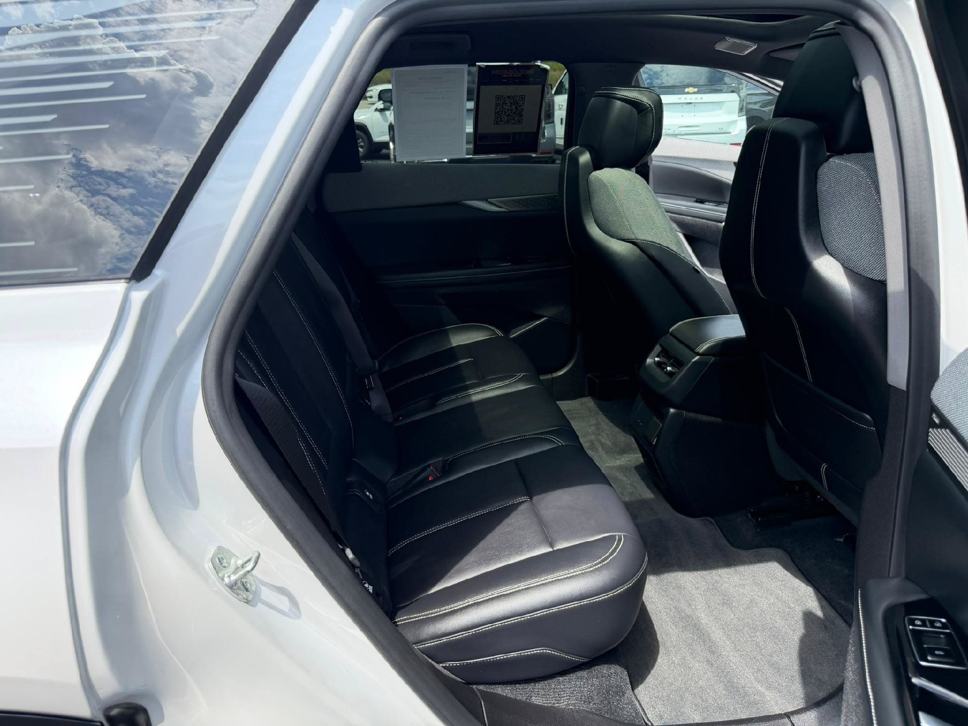 Certified 2025 Cadillac Optiq Luxury 1 AWD/4WD image 35