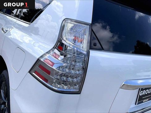 Used 2023 Lexus GX 460 Premium w/ Premium Plus Package AWD/4WD image 26