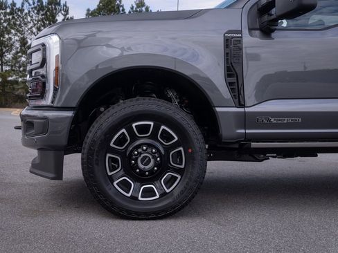 New 2026 Ford F250 Platinum w/ FX4 Off-Road Package image 10