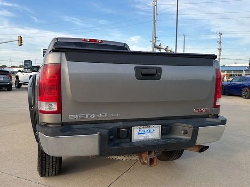 Used 2008 GMC Sierra 2500 SLE w/ SLE2 Preferred Package AWD/4WD image 17