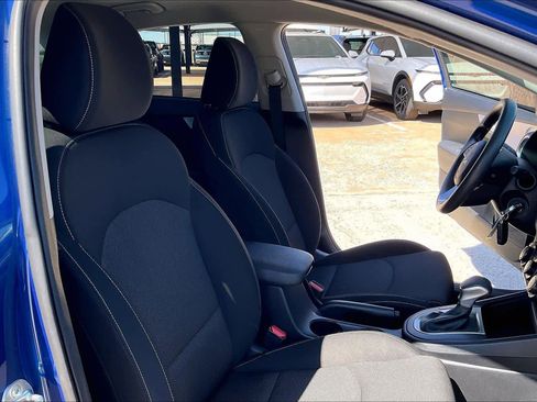 Used 2024 Kia Forte LXS w/ LXS Technology Package image 9