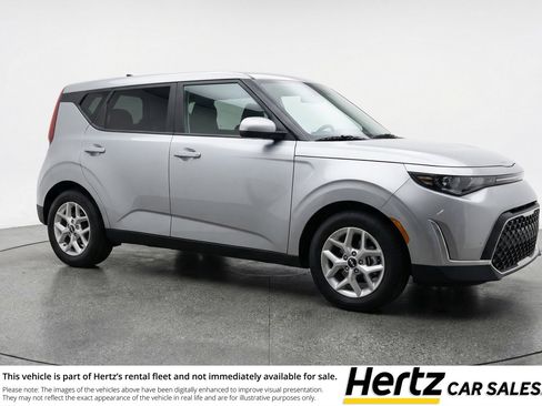 Used 2025 Kia Soul LX w/ LX Technology Package image 1