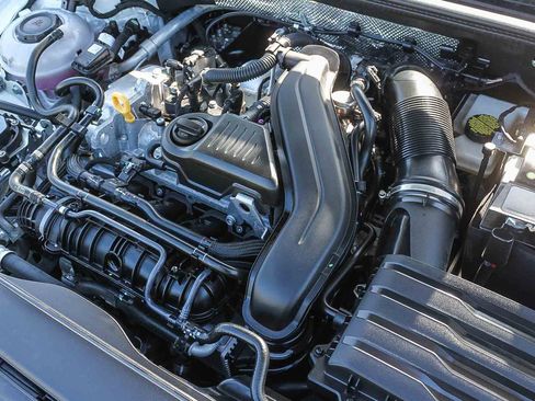 Used 2025 Volkswagen Jetta S image 27