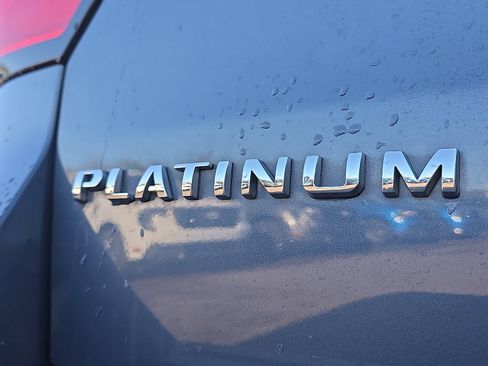 Used 2022 Ford Expedition Platinum AWD/4WD image 31