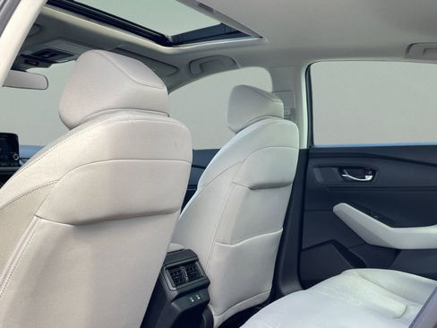 Used 2025 Honda Accord SE image 14