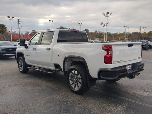 Used 2025 Chevrolet Silverado 2500 Custom w/ Custom Value Package image 6