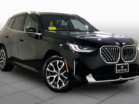 Used 2025 BMW X3 xDrive30i w/ Premium Package AWD/4WD image 2