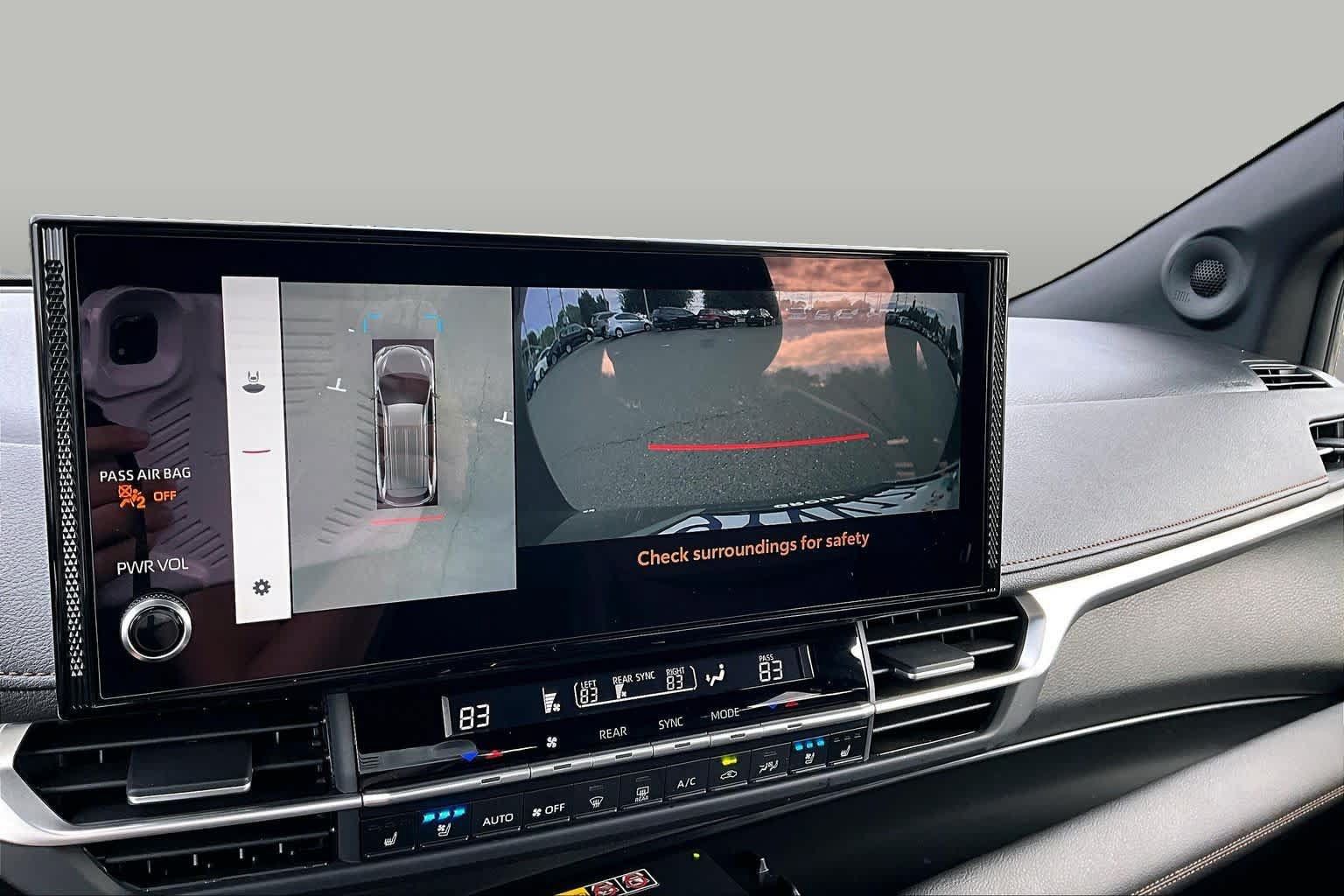 Used 2026 Toyota Sienna Platinum AWD/4WD image 26