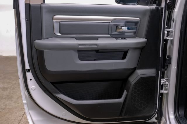 Used 2020 RAM 1500 Classic SLT RWD image 40