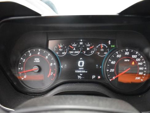 Used 2017 Chevrolet Camaro SS RWD image 17