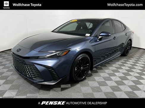 Used 2026 Toyota Camry SE w/ Multimedia Upgrade Package FWD image 1