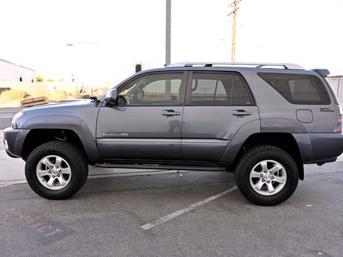Used 2003 Toyota 4Runner Sport AWD/4WD image 4