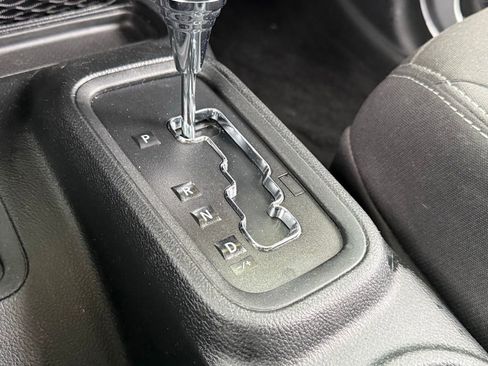 Certified 2018 Jeep Wrangler Unlimited Sahara image 48