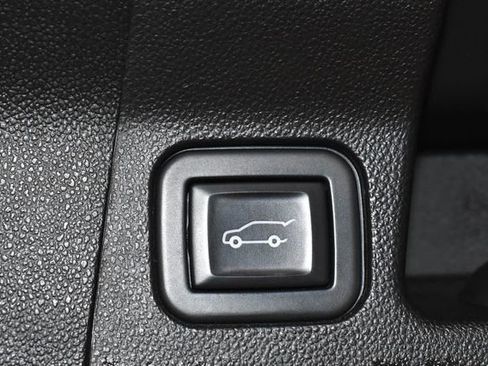 Used 2021 GMC Acadia AT4 w/ Preferred Package image 37