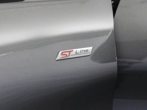 Used 2026 Ford Explorer ST-Line AWD/4WD image 9