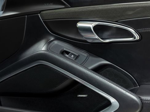 Used 2016 Porsche 911 Turbo image 63