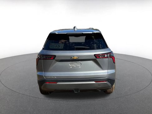 Used 2025 Chevrolet Equinox LT image 14