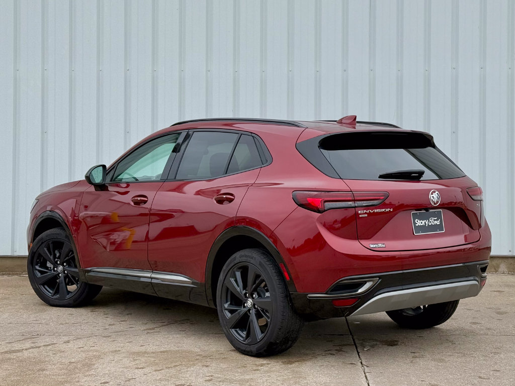 Used 2023 Buick Envision Preferred w/ Sport Touring Package AWD/4WD image 4