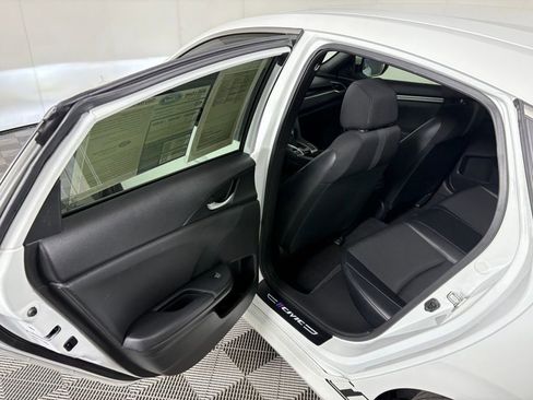 Used 2020 Honda Civic Sport image 27