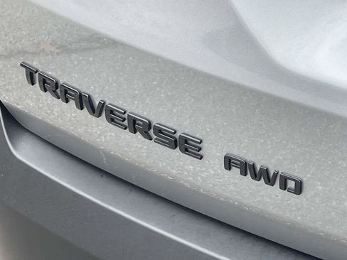 Certified 2023 Chevrolet Traverse LT w/ Midnight/Sport Edition AWD/4WD image 11