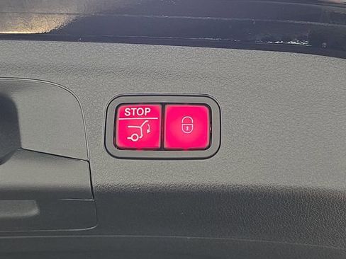 Used 2023 Mercedes-Benz GLE 350 4MATIC w/ AMG Line Exterior image 35