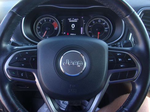 Used 2021 Jeep Cherokee Latitude Lux AWD/4WD image 13