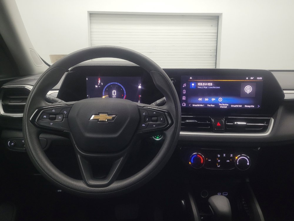 Used 2025 Chevrolet TrailBlazer LT AWD/4WD image 22