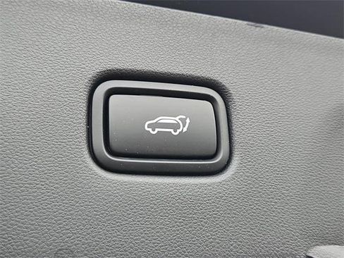 New 2024 Hyundai Tucson Limited image 18