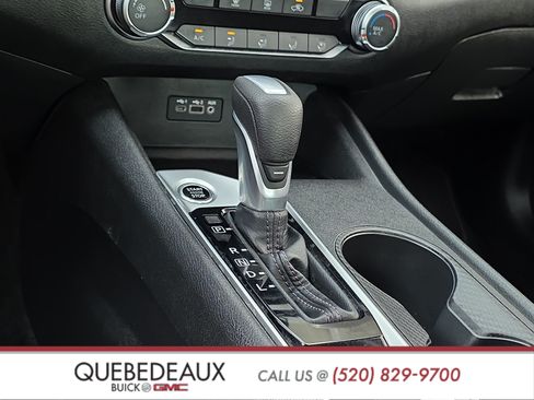 Used 2025 Nissan Altima 2.5 SV FWD image 20
