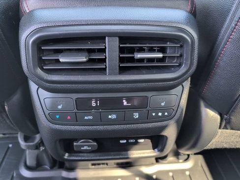 Used 2025 Honda Ridgeline Black Edition image 34