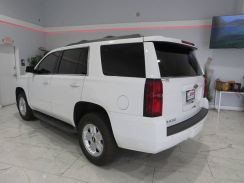 Used 2017 Chevrolet Tahoe LT w/ Texas Edition Package RWD image 4