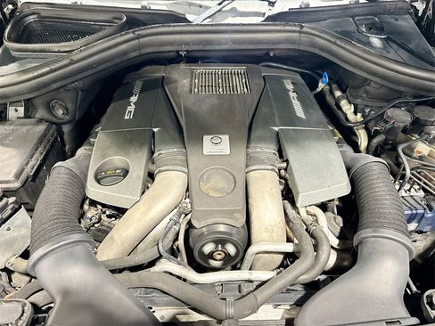 Used 2012 Mercedes-Benz ML 63 AMG 4MATIC image 34