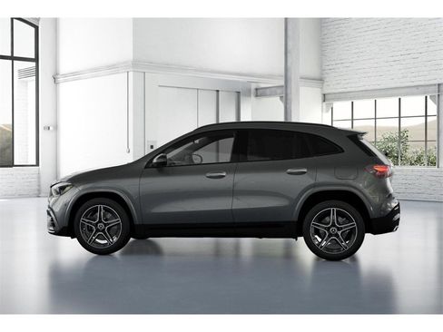 New 2026 Mercedes-Benz GLA 250 4MATIC image 33