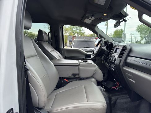 Used 2020 Ford F250 XL w/ Power Equipment Group AWD/4WD image 38