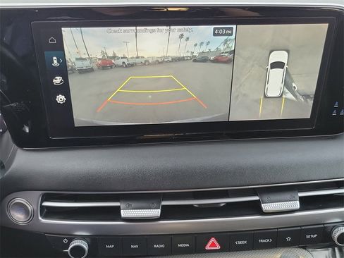 Used 2023 Hyundai Palisade SEL w/ Premium Package image 11