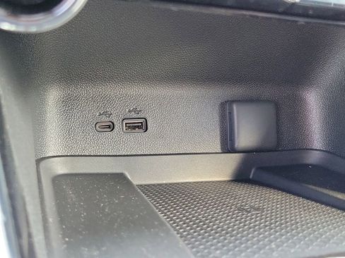 New 2026 Chevrolet Traverse RS w/ LPO, Floor Liner Package image 10