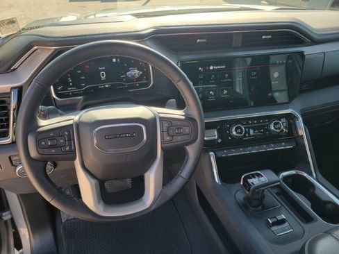 Used 2023 GMC Sierra 1500 Denali w/ Technology Package AWD/4WD image 15