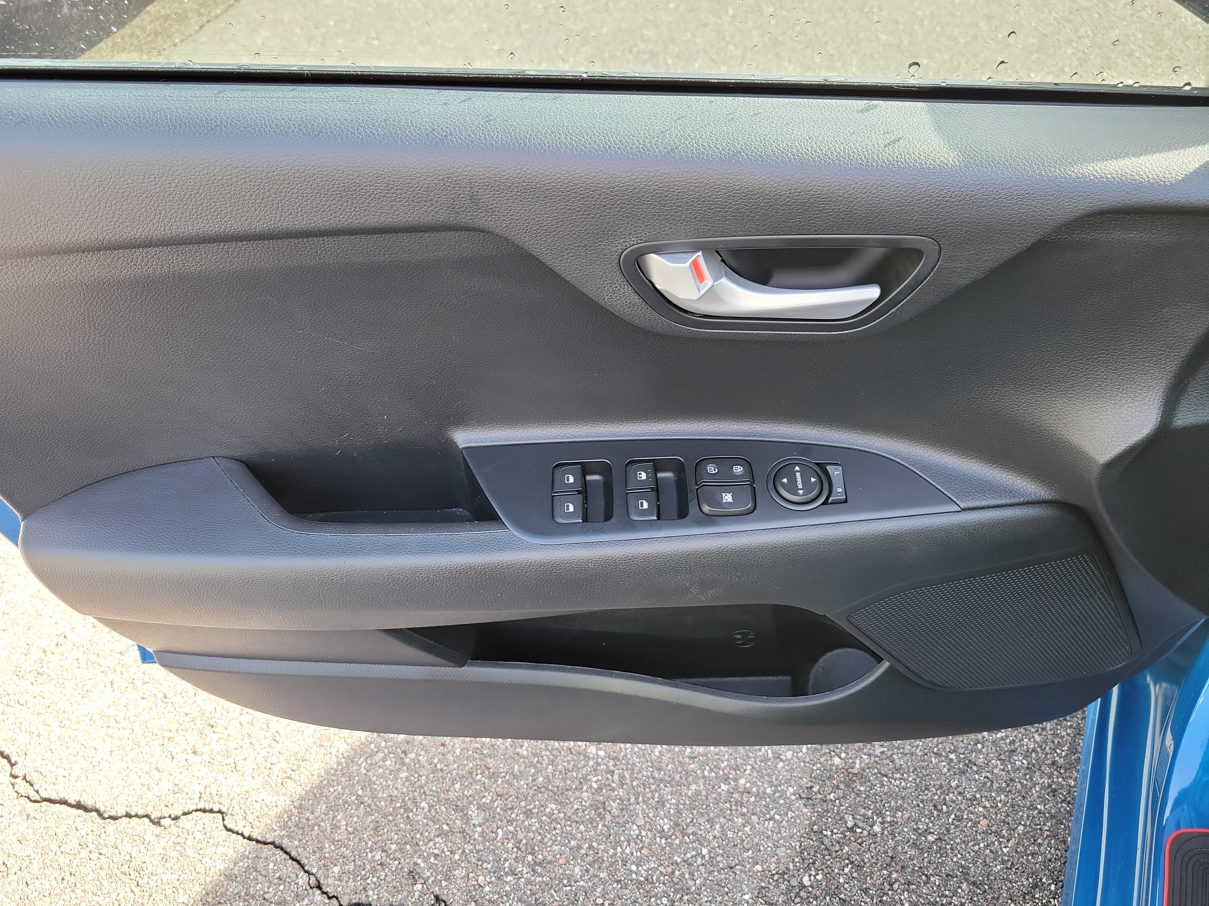 Certified 2021 Kia Rio S FWD image 16