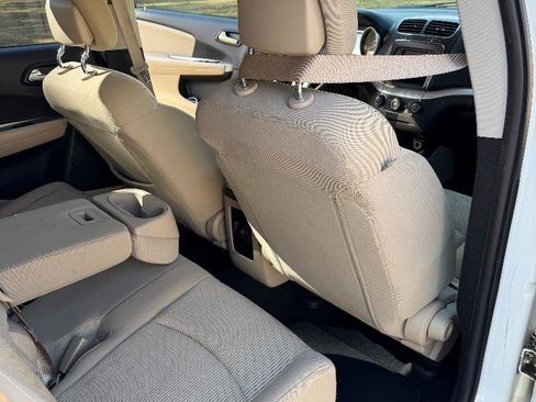 Used 2015 Dodge Journey American Value Package w/ Flexible Seating Group image 8