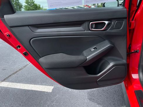 Certified 2025 Honda Civic Sport image 34