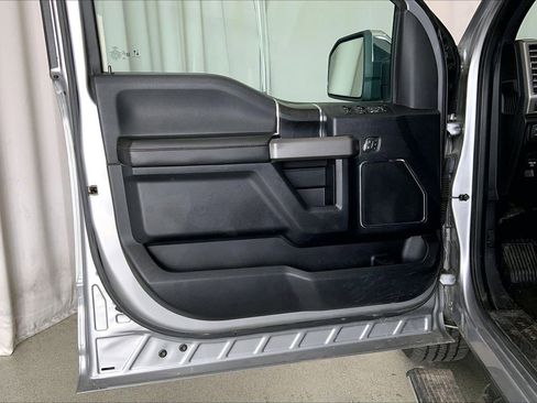 Used 2020 Ford F150 Platinum w/ Equipment Group 701A Luxury image 21