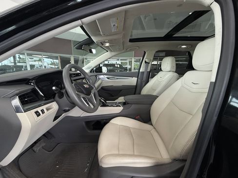 Used 2024 Cadillac XT5 Premium Luxury image 25