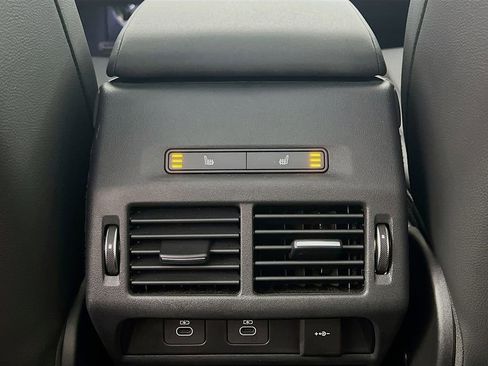 Used 2024 Land Rover Discovery Sport S AWD/4WD image 27