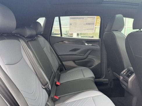 New 2026 Volkswagen Tiguan SE R-Line AWD/4WD image 5