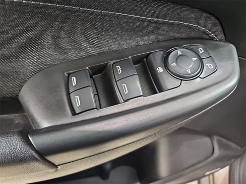 Certified 2021 Chevrolet TrailBlazer ACTIV w/ Technology Package image 34