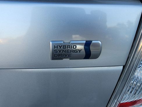 Used 2012 Toyota Prius Two image 9